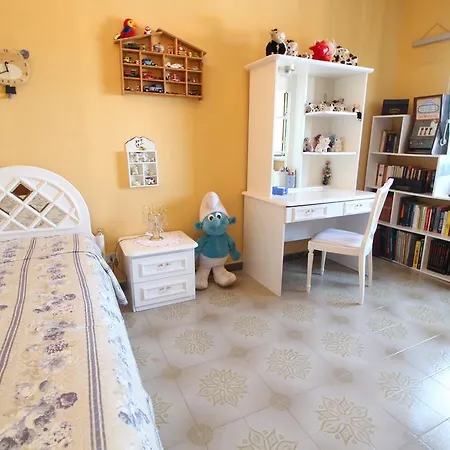 Con Piscina Villa